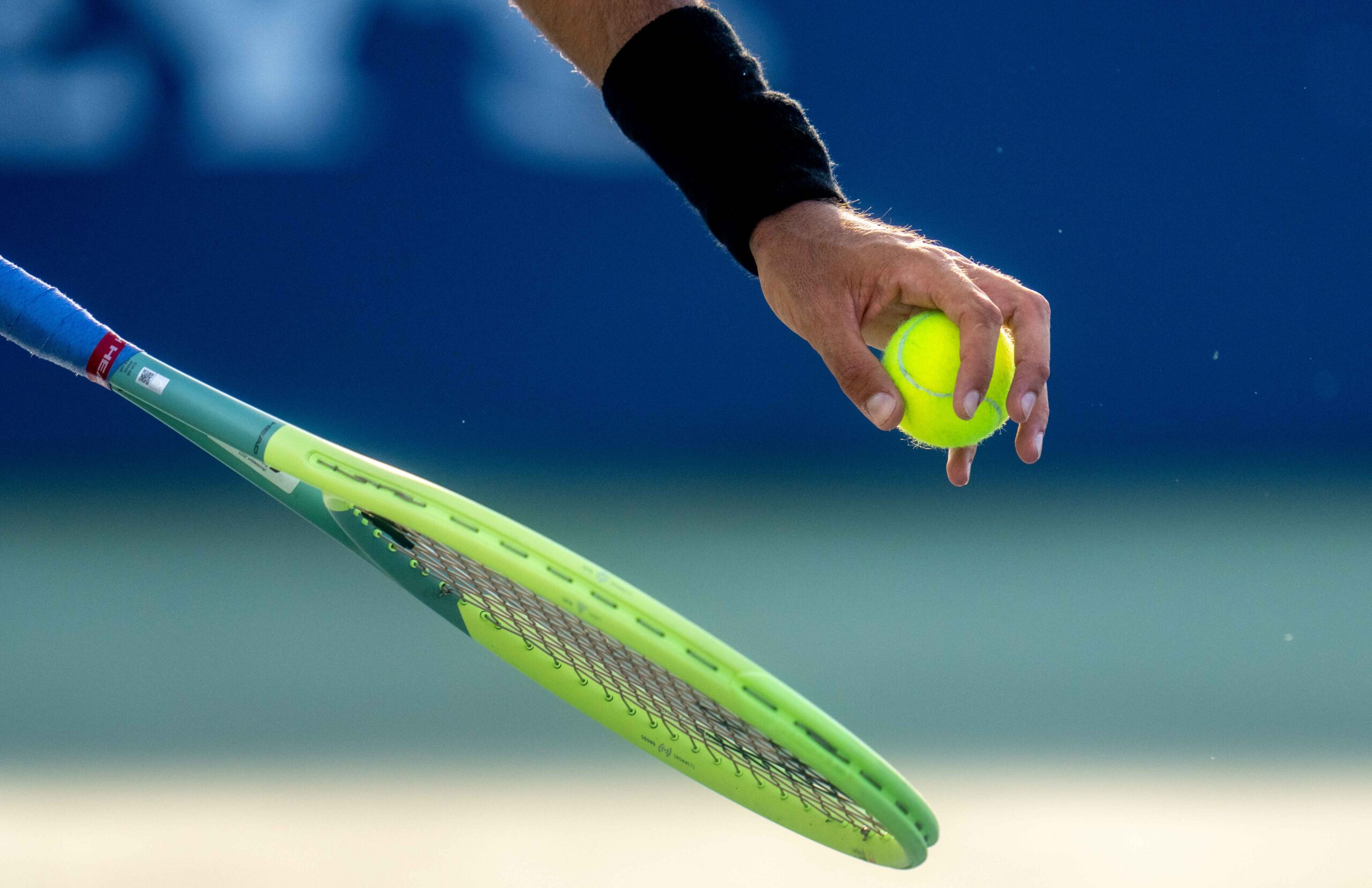 Wilson || Head || ADIDAS PERFORMANCE Verkäufe -Wilson || Head || ADIDAS PERFORMANCE Verkäufe 20230809 24874 Tyler Anderson NBO scaled 1